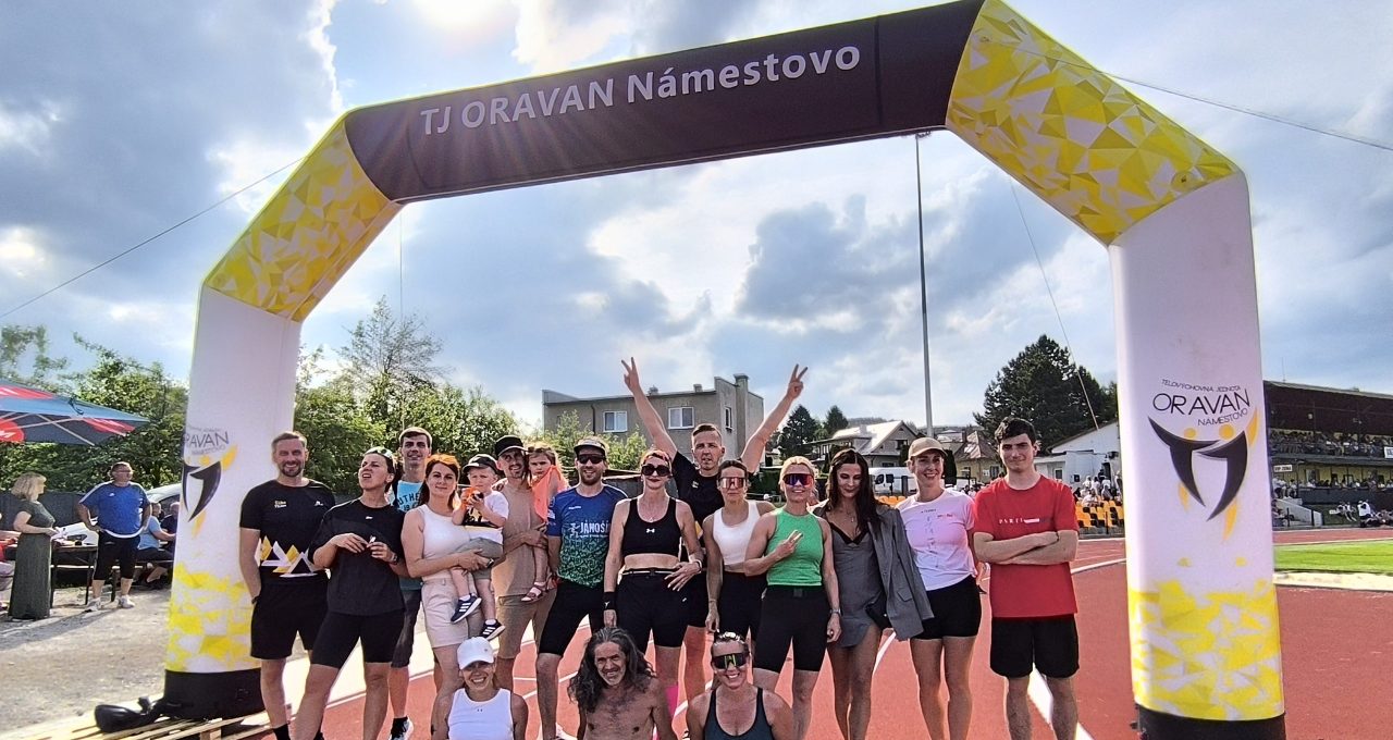 24 hodinový beh ovládla štafeta BUM tímu. | Tj Oravan NO