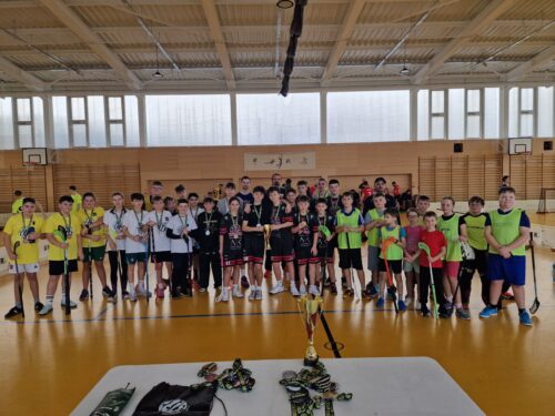 Florbalové nádeje z Námestova zbierali skúsenosti v Rabči aj doma na HattrickCupe | Tj Oravan NO